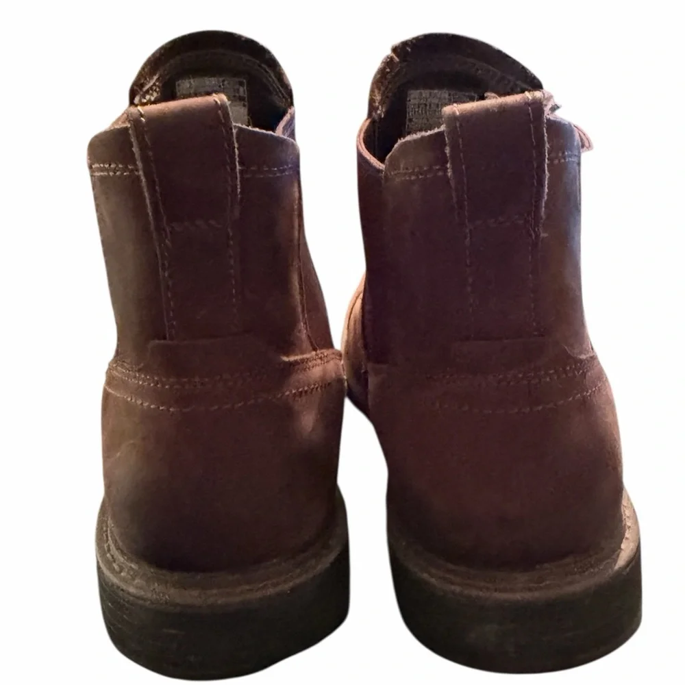 UGG Dalmore Men’s Leather Chelsea Boots – Brown –‎ Size 8.5 Flaw Pictured